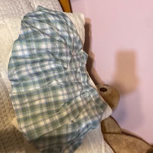 Fashion nova mini skirt, slashed on the side